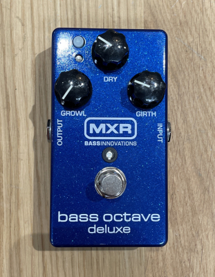 MXR M288 Bass Octave Deluxe - begagnad i gruppen Fynd & begagnat / Fynd & begagnat hos Musikanten i Ume AB (M700299)