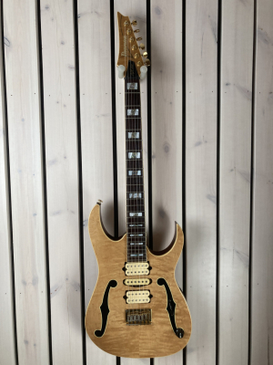 Ibanez PGM 10th Anniversary Paul Gilbert Signature - Begagnad